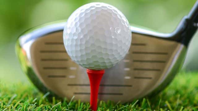 Golf ball rollback may be pushed back two years